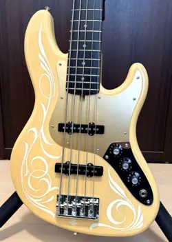FENDER DELUXE JAZZ BASS V KAZUKI ARAI EDITION MOD VINTAGE BLONDE KING GNU