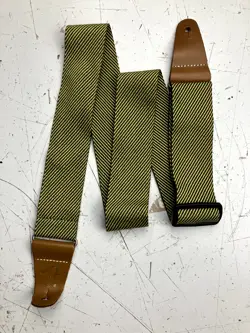 USED FENDER VINTAGE TWEED GUITAR STRAP (BROWN)