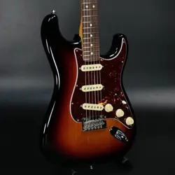 FENDER AMERICAN PROFESSIONAL II STRATOCASTER 3-COLOR SUNBURST 2024