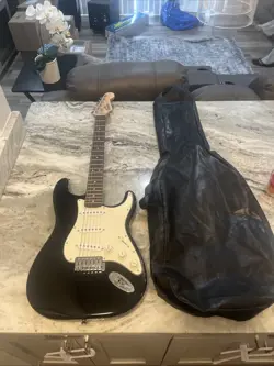 SQUIER BY FENDER STRAT 6-STRING RIGHT-HANDED ELECTRIC GUITAR TESTED WORKS