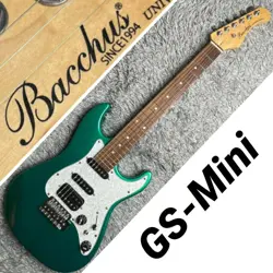GUITAR GREEN SHORT