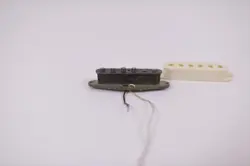 STRATOCASTER GRAY-BOTTOM