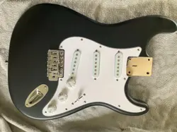 2021 FENDER SQUIER STRATOCASTER LOADED BODY - MINI?