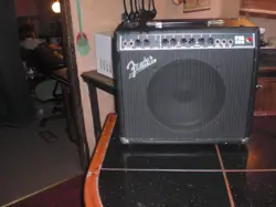 AMPLIFIER BLACK PARTIALLY