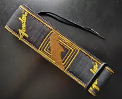 YELLOW EXCELLENT CONDITION