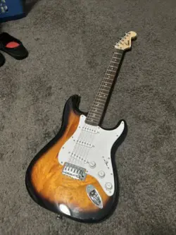 WITH SQUIER FRONTMAN