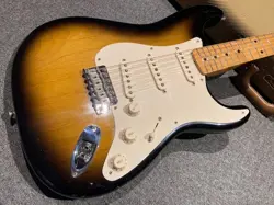 FENDER AMERICAN VINTAGE 1957 STRATOCASTER 2005 USED ALDER BODY W/HARD CASE