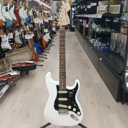 FENDER AM PERF STRAT HSS AW ELECTRIC GUITAR