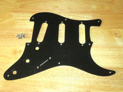 BLACK 1 PLY STRATOCASTER PICKGUARD