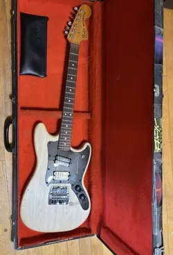 MUSICMASTER GUITAR S811048