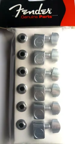FENDER® AMERICAN STANDARD MECHANICAL TUNERS STRAT®/TELE® 6 IN LINE CHROME