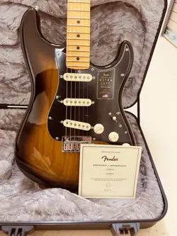 2023 FENDER AMERICAN ULTRA LUXE STRATOCASTER MAPLE FINGERBOARD ELECTRIC GUITAR