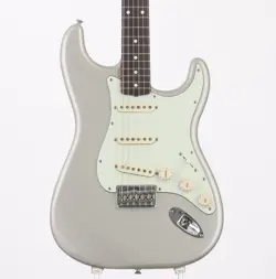 FENDER ARTIST SERIES ROBERT CRAY STRATOCASTER