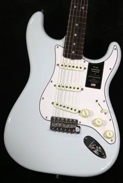 FENDER AMERICAN VINTAGE II 1965 STRATOCASTER SONIC BLUE #V2556919 3.74KG