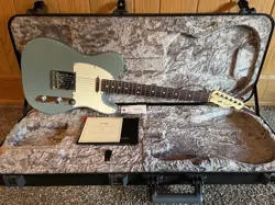 PROFESSIONAL SERIES TELECASTER