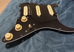 HSS STRATOCASTER LOADED
