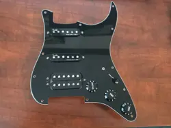 FENDER GEN 4 NOISELESS/SHAWBUCKER PREWIRED HSS STRATOCASTER PICKGUARD - BLACK