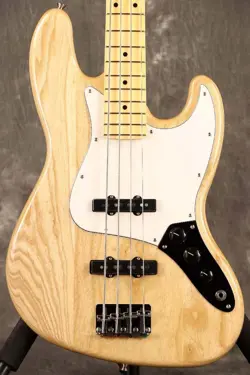 FENDER MADE IN JAPAN HYBRID II JAZZ BASS ASH BODY MAPLE FINGERBOARD NATURAL