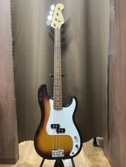 USED 4-STRING PRECISION