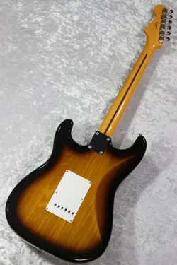 STRATOCASTER SUNBURST USED