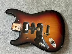 LEFTY 2007 FENDER AMERICAN DELUXE STRATOCASTER GUITAR BODY SUNBURST