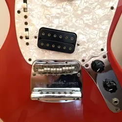 FENDER JAG-STANG FIESTA