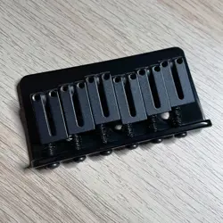 ROOT STRATOCASTER USED