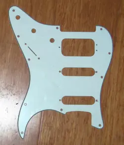 FENDER® USA AMERICAN SPECIAL 4 PLY PARCHMENT PICKGUARD~HSS~11 HOLE~NEW OLD STOCK