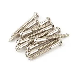 FENDER VINTAGE-STYLE