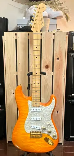 QUILTED MAPLE ELECTRIC