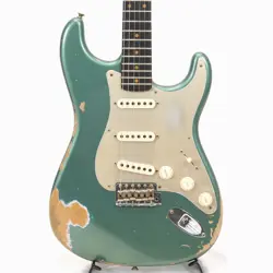 ROASTED STRATOCASTER GREEN