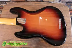 SUNBURST BASS GUITAR