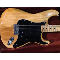 1979 MADE FENDER