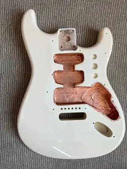 2009 FENDER STRATOCASTER BODY MIM