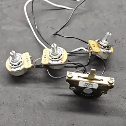 2000 FENDER STRATOCASTER WIRING CTS 250K POTS & 5-WAY PICKUP SWITCH STRAT GUITAR