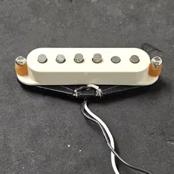 2000 FENDER CLASSIC SERIES 60S VINTAGE RI STRAT MIDDLE SINGLE COIL PICKUP GUITAR