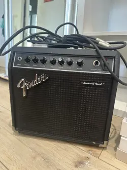 VINTAGE 1994 FENDER SIDEKICK 15 REVERB GUITAR AMPLIFIER MADE IN TAIWAN