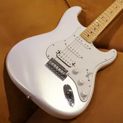 JUANES STRATOCASTER USED