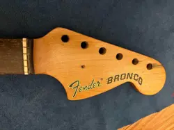 BRONCO STRATOCASTER