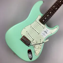 FENDER JUNIOR COLLECTION STRATOCASTER SATIN SURF GREEN ELECTRIC GUITAR