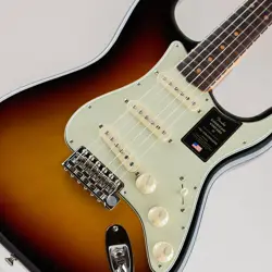 FENDER AMERICAN VINTAGE II 1961 STRATOCASTER 3-COLOR SUNBURST ROSEWOOD FINGERBOA