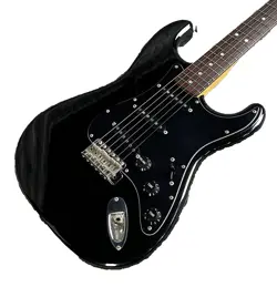 [FENDER] ST72-55R BLK USED ELECTRIC GUITAR WITH SOFT CASE SHIPPING FROM JAPAN