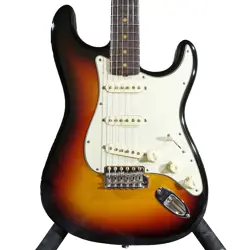 [FENDER] AMERICAN VINTAGE II 1961 STRATOCASTER 3-COLOR SUNBURST 2022 W/HARD CASE