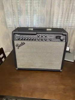 CYBER DELUXE AMP