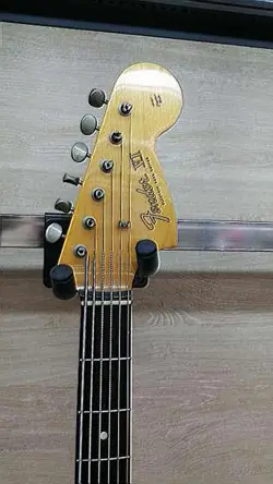 VI 6-STRING