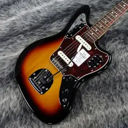 FENDER MADE IN JAPAN TRADITIONAL 60S JAGUAR 3 COLOR SUNBURST