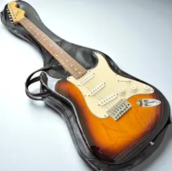 SQUIER BY FENDER STRATOCASTER STANDARD ELECTRIC GUITAR SUNBURST MADE IN CHINA