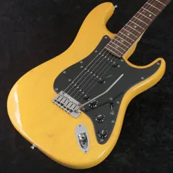 FENDER AMERICAN DELUXE STRATOCASTER ASH BUTTER SCOTCH BLONDE