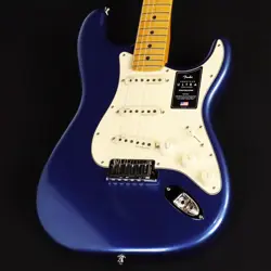 NEW FENDER / AMERICAN ULTRA STRATOCASTER MAPLE COBRA BLUE S/N:US23054036 GUITAR