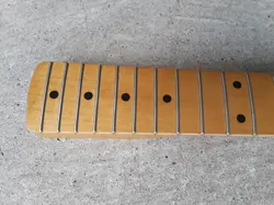 W/ MAPLE FRETBOARD